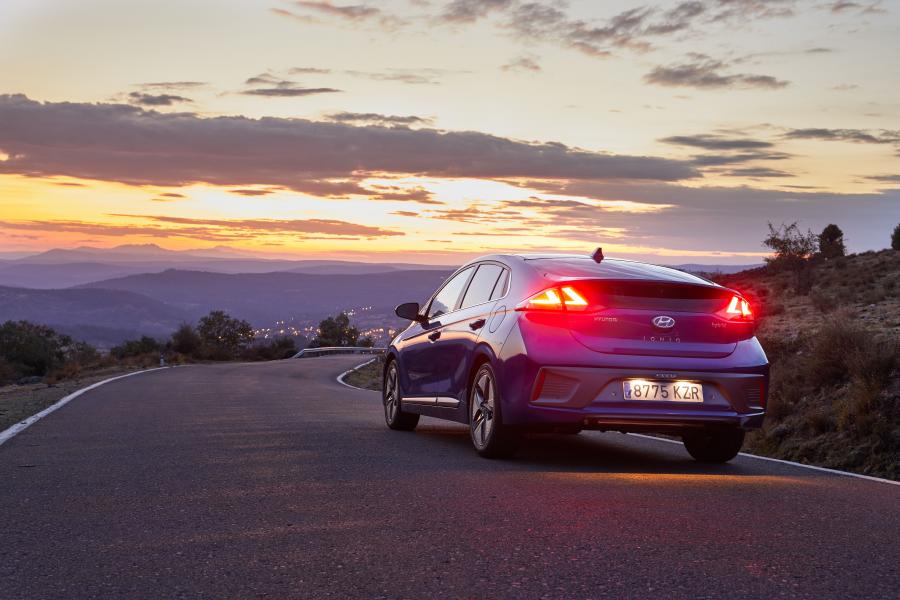  Hyundai IONIQ hybrid (AE) 2019 года  (WW) (фото 36 из 42)
